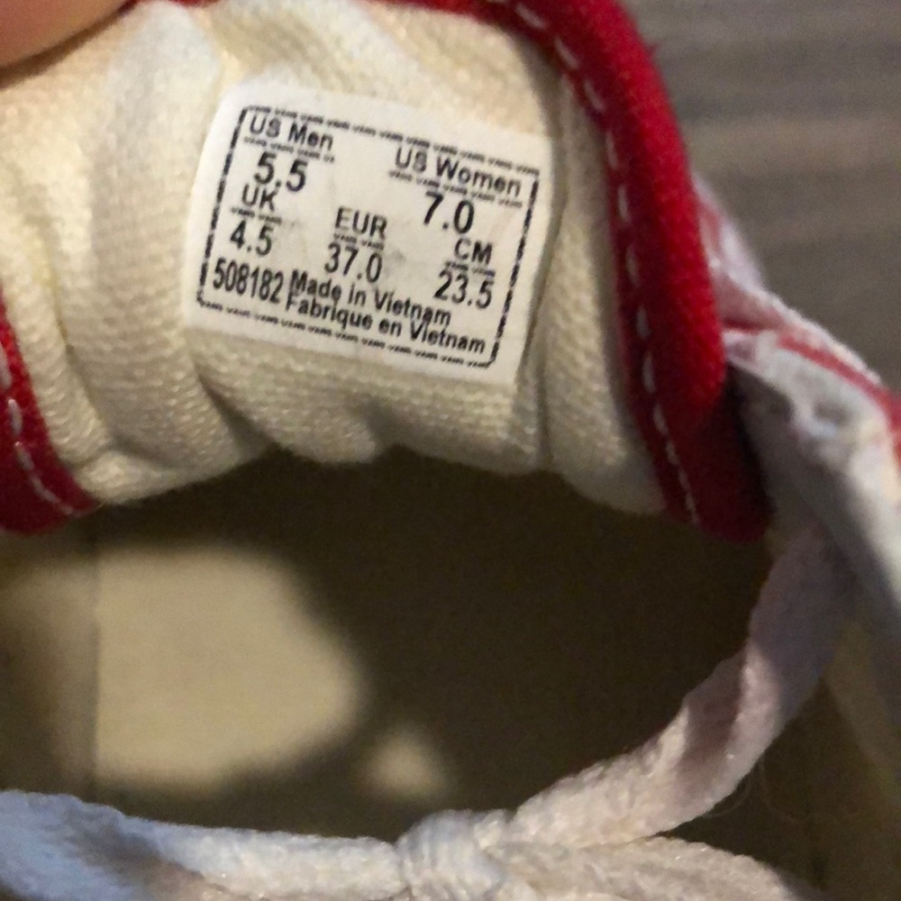Vans - Picture 2 of 2